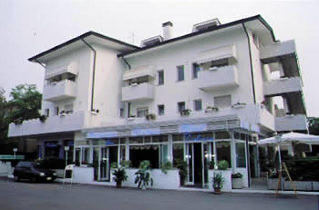 Hotel Zodiaco Jesolo Extérieur photo