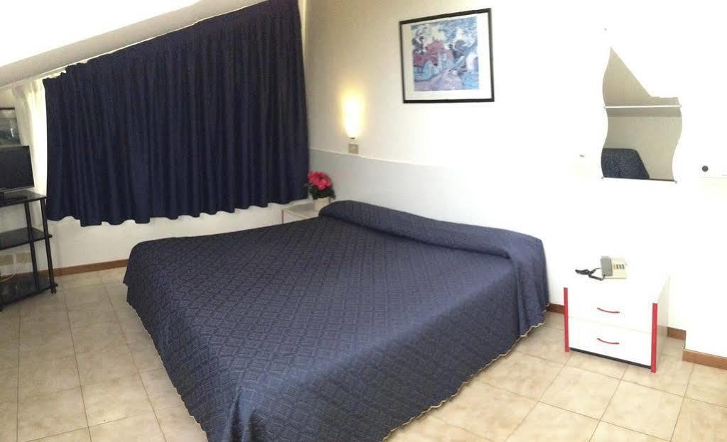 Hotel Zodiaco Jesolo Extérieur photo