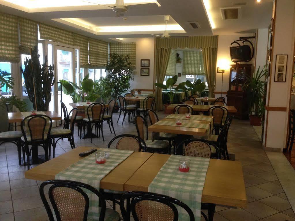 Hotel Zodiaco Jesolo Extérieur photo